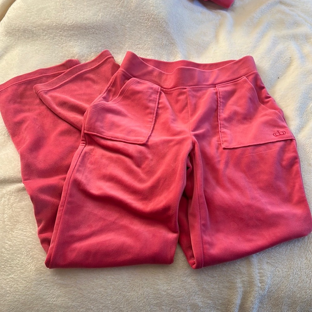 Juicy Couture hot pink wide leg velour pants. NWOT. Pockets, elastic waist band